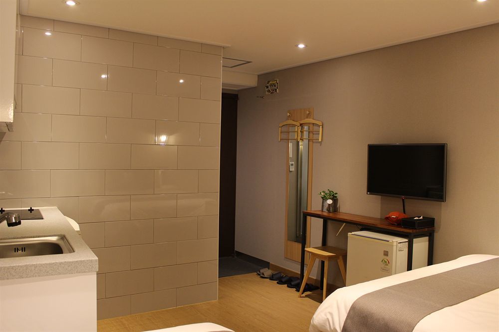 Hostel Cleo Seoul Hongdae Buitenkant foto